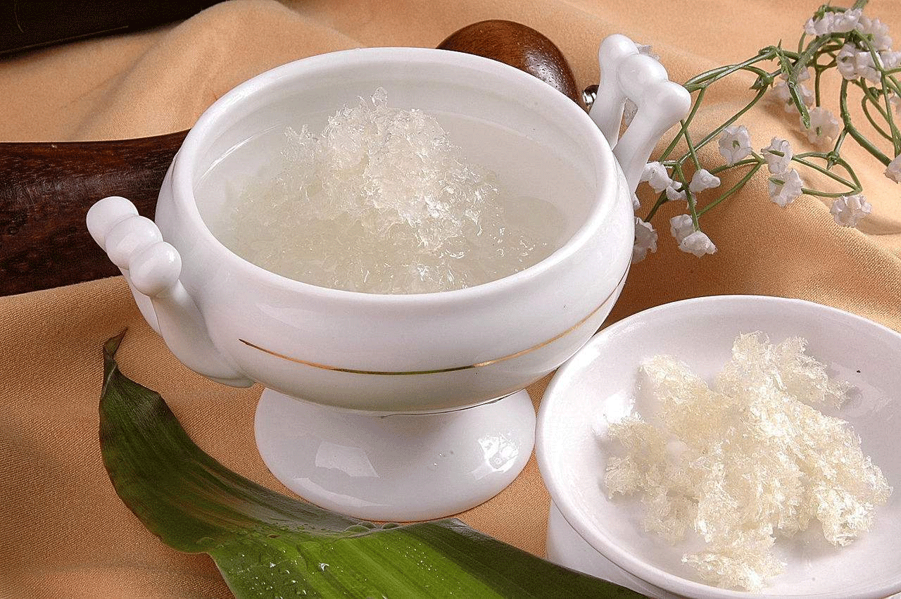 燕窩貝母梨的制作方法